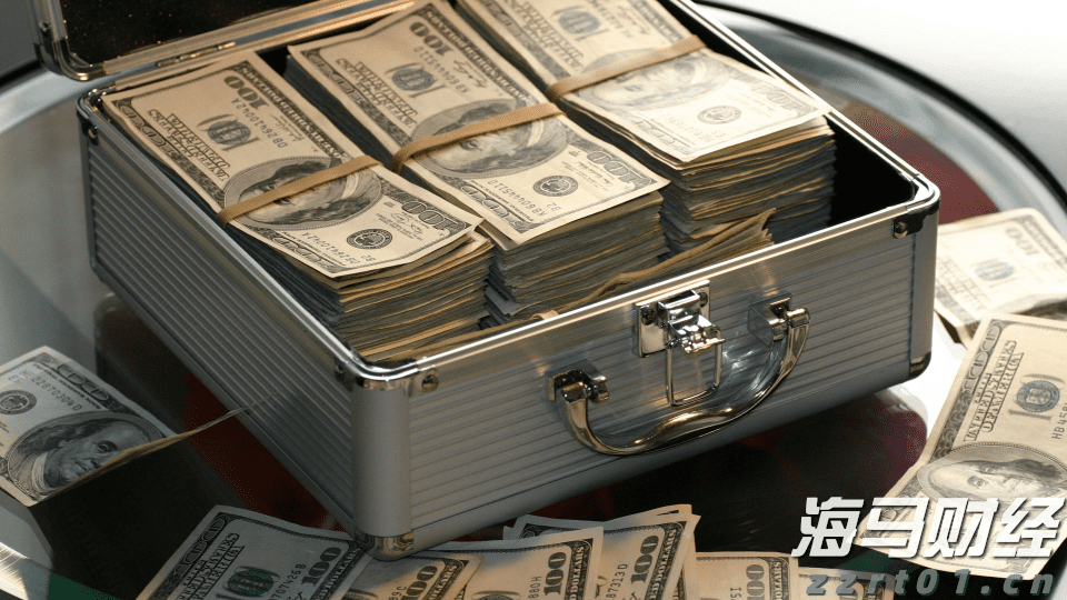隔夜美股 | 三大指数表现不一 现货黄金一度突破3400美元